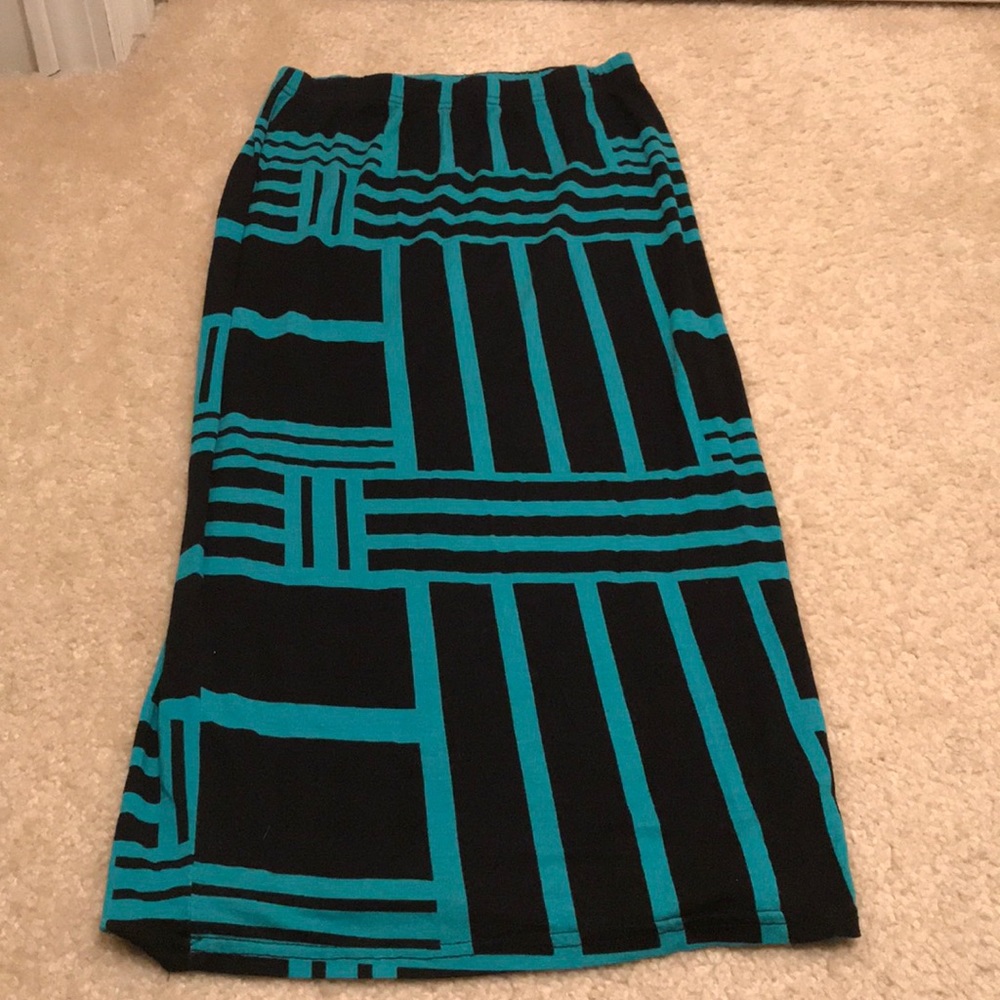 Turquoise and black pencil skirt